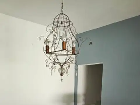 HERMOSA Y ESPACIOSA CASA CON PILETA PARA ALQUILAR