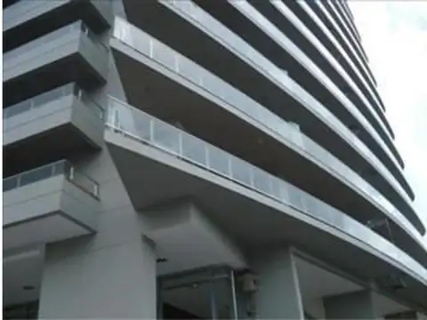 Excelente dpto 4 amb en Torre Mayor, edificio de categoria