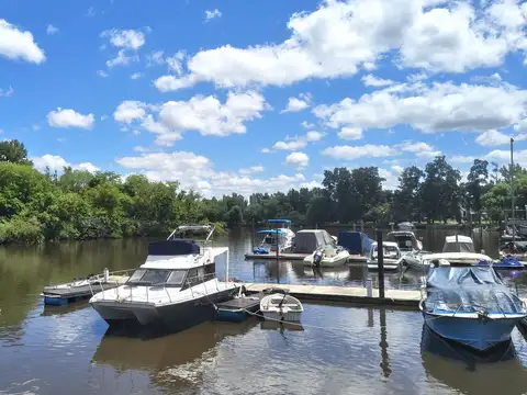 Casa en Alquiler Temporario para Enero en el Náutico Escobar C.C.
