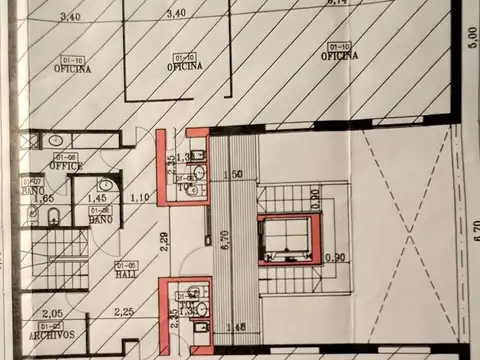 Amplio Complejo de Oficinas y Locales