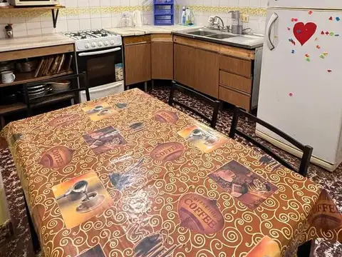 Depto Tipo Casa en Venta 40 años