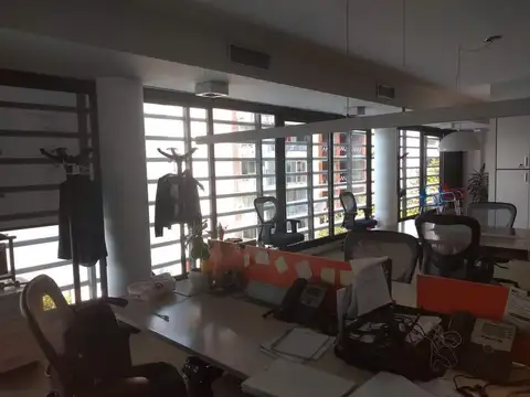 Oficina en Venta con 1 cochera