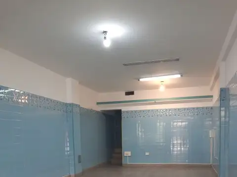 LOCAL DE 37m2 con baño