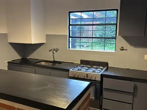 Casa en Venta en Los Pinares, USD 130.000