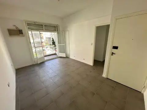 Uriburu 1600. Departamento de 2 ambientes en alquiler. Con balcón. Recoleta