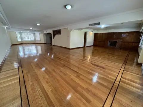 Casa en Alquiler de 4 dormitorios