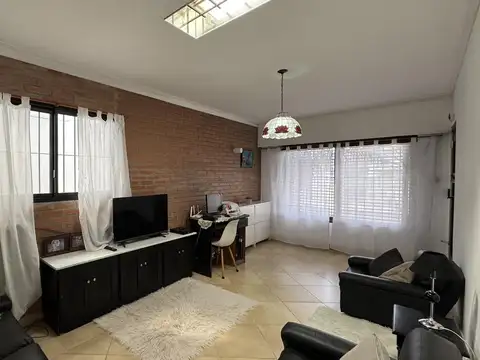 Casa en Remedios De Escalada
