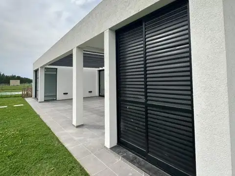Casa en Venta en Coronel Brandsen, USD 285.000