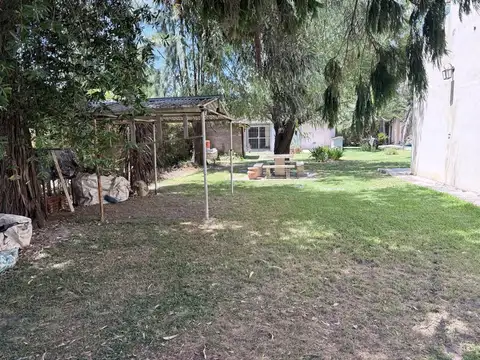 Casa 2 ambientes con 1 baño