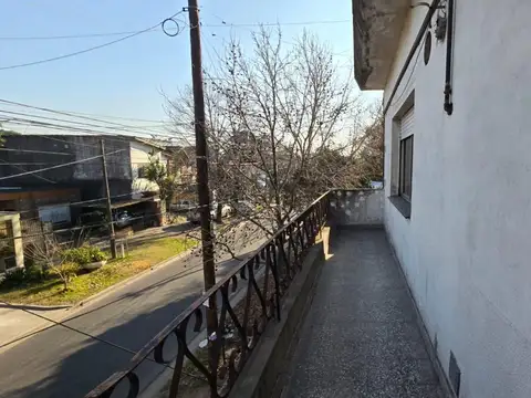 Venta Departamento Cuatro ambientes Quincho Ituzaingo Norte