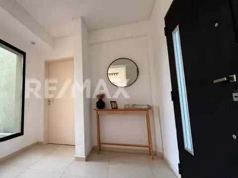 CASA DE 3 DORM. EN B° PRIVADO LA FALDA, CIPOLLETTI