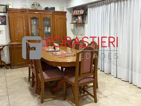 EXCELENTE CASA 6 AMBIENTES VICTORIA