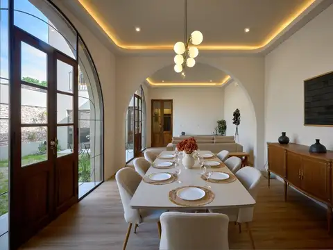 CASA 3 DORMITORIOS A ESTRENAR JARDIN CON PILETA