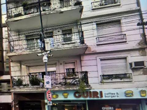 Departamento 4 ambientes. Muy buena ubicación. Barrio Norte.