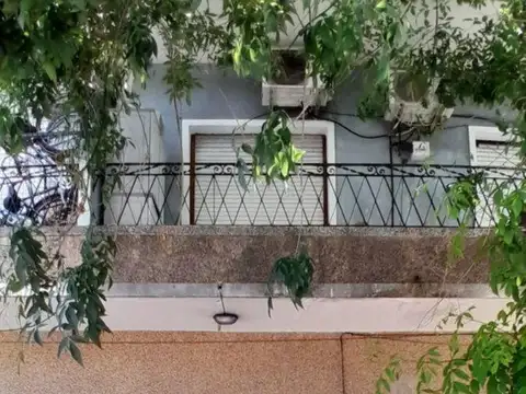 HERMOSO DPTO EN PLANTA BAJA CON PATIO