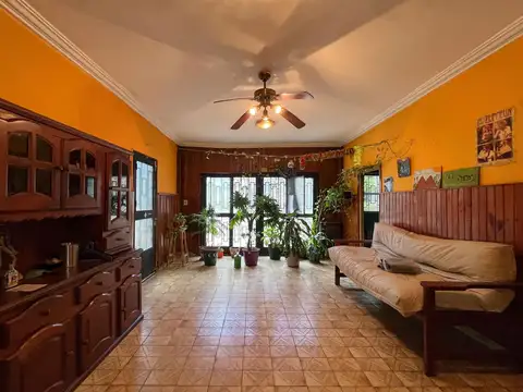 Casa en Venta en Azcuenaga, USD 100.000