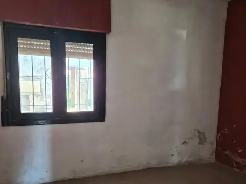 VENTA CASA GRAL LAS HERAS AMPLIO LOTE