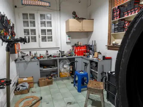 Local en Venta 70 años