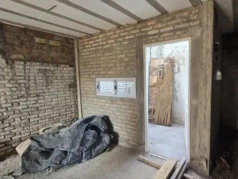 Depto Tipo Casa en Venta en Lomas de Zamora, USD 39.800