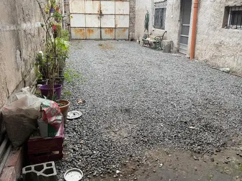 Galpon en Venta en AVELLANEDA 328 MTS Con vivienda