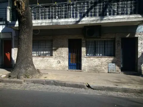 TIPO CASA DE 3 AMBIENTES CON PATIO 