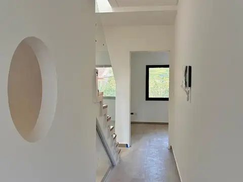 EXCLUSIVAS UNIDADES EN TRIPLEX DE CATEGORIA A ESTRENAR - FLORIDA - VTE. LOPEZ