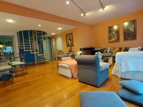 Pacheco de melo  al 2600