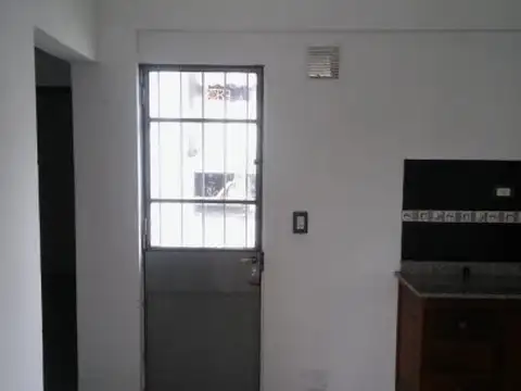 Matheu 589 , Piso 1