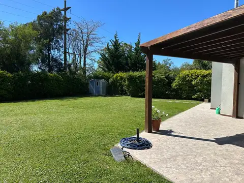 Casa 4 ambientes con 3 baños