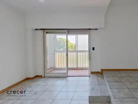 Av de los Incas al 4000