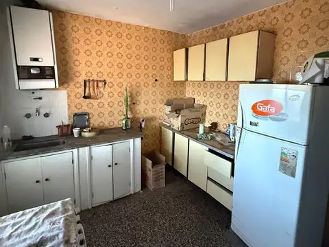Alquiler Departamento 3 Dormitorios Planta Alta Av. Armenia 4100