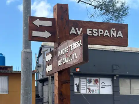 Terreno en Venta 15  mts Fondo