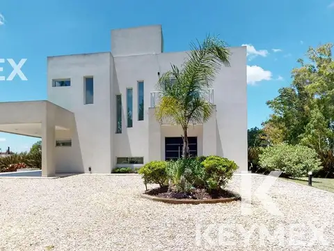 Casa en Venta en Coronel Brandsen, USD 258.000