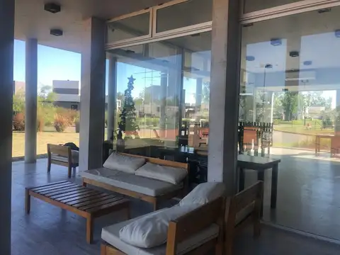 Terreno en Venta de 588,0 m2