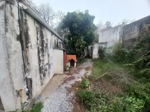 Depto Tipo Casa en Venta 52 años