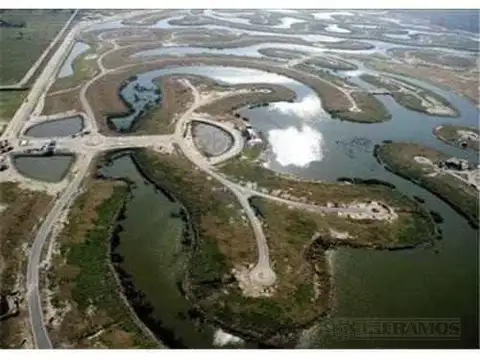 A LAGUNA. EL CANTON, BARRIO NORTE - AC