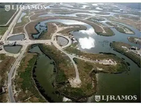 A LAGUNA. EL CANTON, BARRIO NORTE - AC