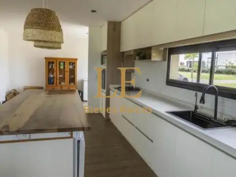 Casa en Venta 1 año