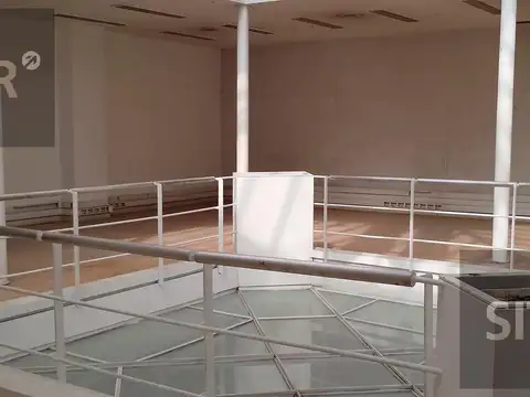 Oficina en Venta al Este