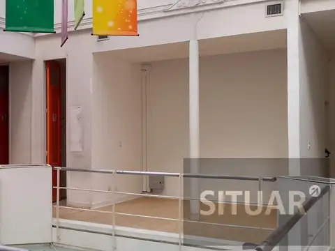 Oficina en Venta 60 años