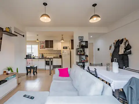 Depto Tipo Casa en Venta en Monte Castro, USD 120.000
