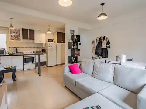 Depto Tipo Casa 2 ambientes con 1 baño
