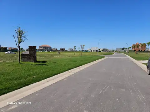 VENTA LOTE VISTA AL LAGO RIBERAS PUERTOS DEL LAGO