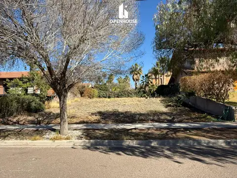 OPENHOUSE vende hermoso terreno en el Barrio Dalvian