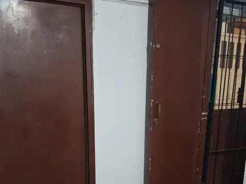 Almirante Brown 3016 , Provincia de Buenos Aires, 100