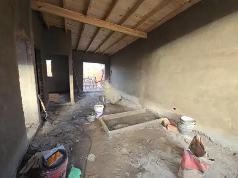 Casa 3 ambientes con 1 baño