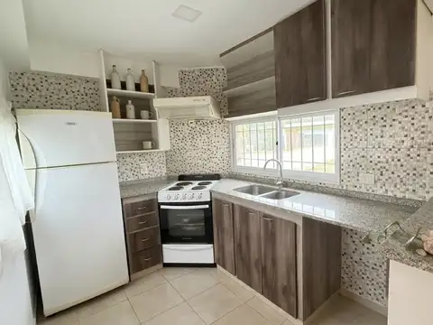 Depto Tipo Casa en Alquiler de 2 dormitorios