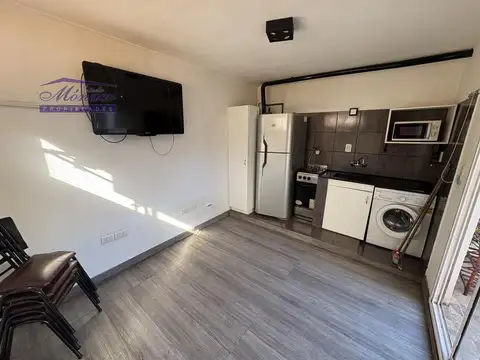 Depto Tipo Casa en Alquiler de 3 ambientes