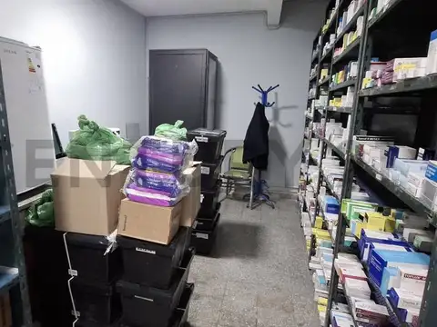 Emilio Mitre 1400, Piso 0
