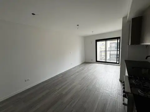 Juan Manuel De Rosas 1433 , Piso 8